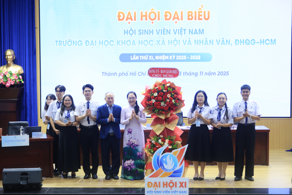 Đại hội đại biểu lần thứ XI, nhiệm kỳ 2025 - 2028 diễn ra tại Hội trường Nhân Văn, Trường ĐH KHXH&NV (Cơ sở Linh Xuân) - Ảnh: NGỌA KỲ
