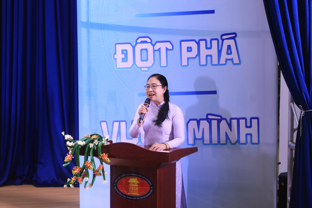 PGS. TS. Lê Thị Ngọc Điệp nhắn nhủ đến cán bộ Hội phải hoàn thành nhiệm vụ và cùng nhau khắc phục hạn chế - Ảnh: NGỌA KỲ